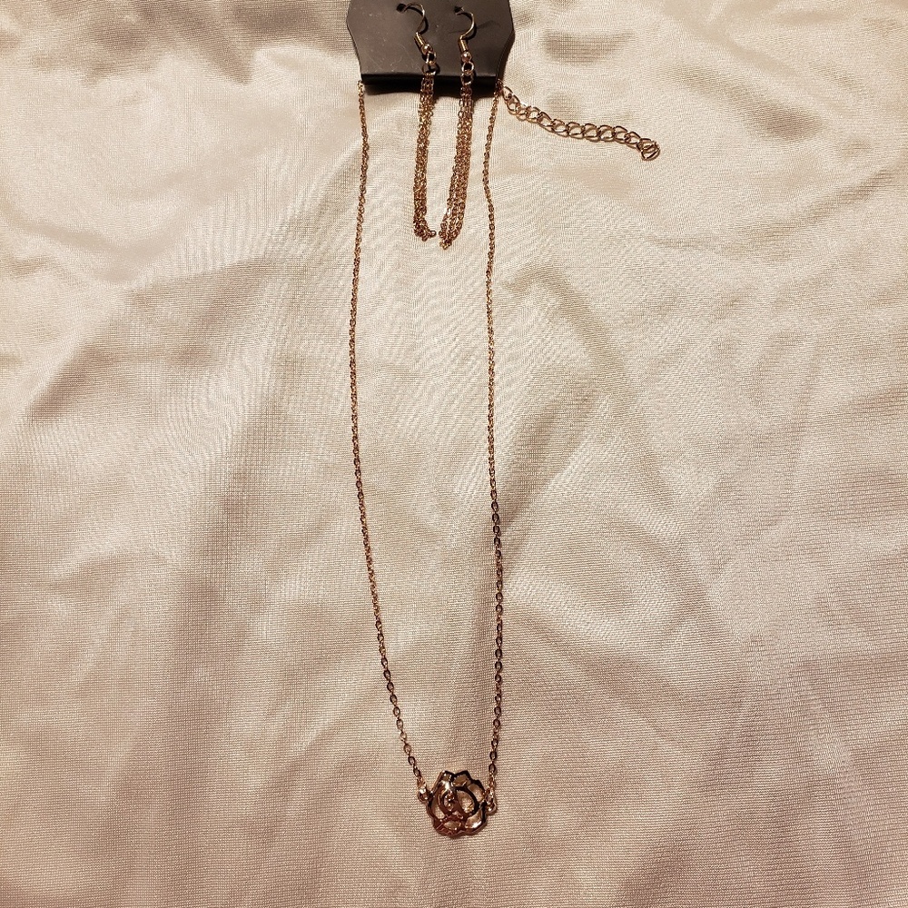 {Paparazzi} necklace and earring set